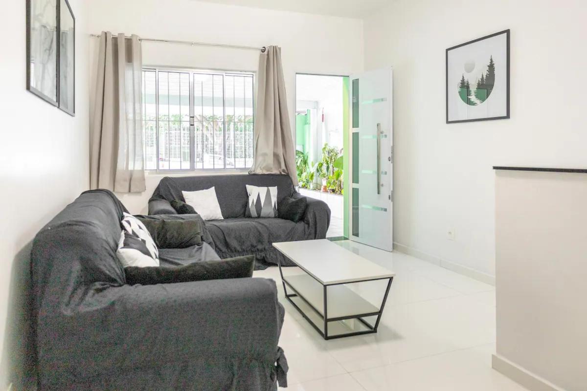 Casa Com 4 Quartos Centro Сао Себастиао Екстериор снимка